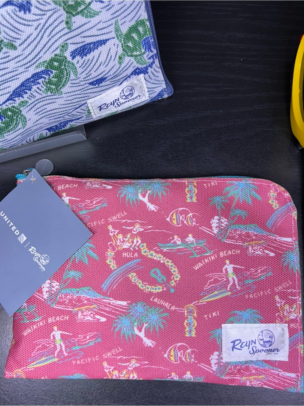 Reyn Spooner x United Airlines First Class Amenity Pouch Kit Set of 2 NEW SEALED - Picture 8 of 9